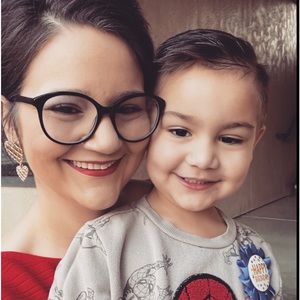 Meet your Posher, Stephanie